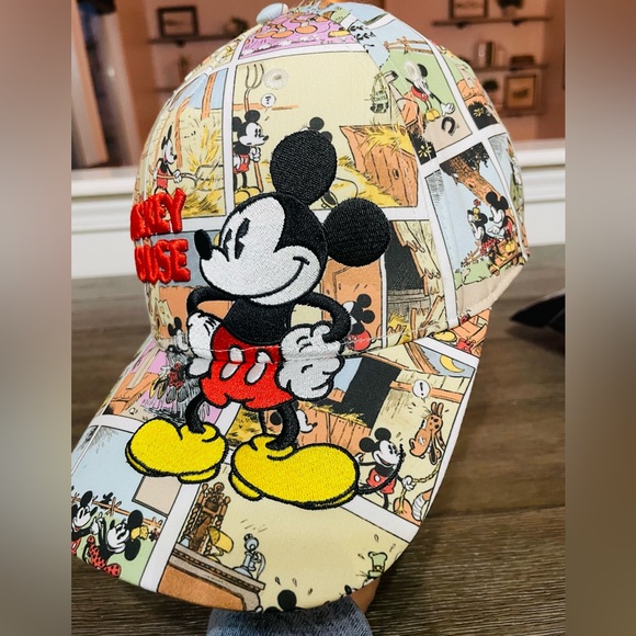 Disney Accessories - Disney Embroidered Mickey Mouse Comic Strip Cartoon Baseball Cap
